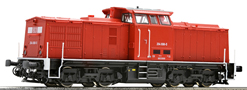 [Lokomotivy] → [Motorov] → [V 100] → 36330: dieselov lokomotiva erven s ernm rmem a pojezdem