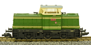[Lokomotivy] → [Motorov] → [T334] → 04610: dieselov lokomotiva zelen s blmi prouky, ern rm a pojezd