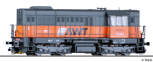 [Lokomotivy] → [Motorov] → [T466.2/T448.0] → 02753: dieselov lokomotiva ed s oranovm psem a logem „AWT“