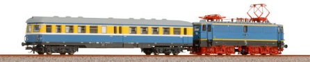 [Soupravy] → [S lokomotivou] → 01476: set lokomotivy E 11 a dcm vozem E 5 ″Leipziger S-Bahn″