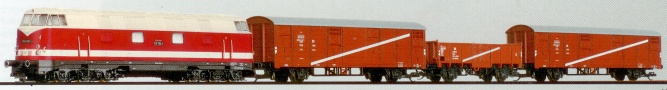 [Soupravy] → [S lokomotivou] → 500978: set lokomotivy BR 116 a t nkladnch voz