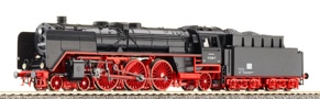 [Lokomotivy] → [Parní] → [BR 01] → 02130: černá s červeným pojezdem a velkými kouřovými plechy