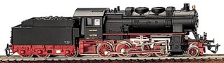 [Lokomotivy] → [Parní] → [BR 56] → 02233: parní lokomotiva černá s červeným pojezdem