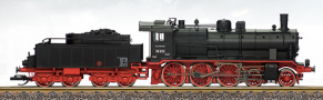 [Lokomotivy] → [Parní] → [BR 38] → 1018312: parní lokomotiva černá s červeným pojezdem