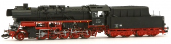 [Lokomotivy] → [Parní] → [BR 58] → 120087: parní lokomotiva černá s červeným pojezdem a s kouřovými plechy