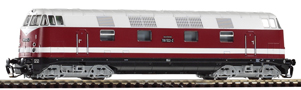 [Lokomotivy] → [Motorové] → [V 180 (BR 118)] → 47280: dieselová lokomotiva červená s bílým proužkem, černý rám a pojezd