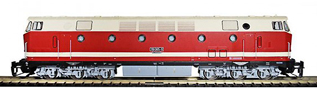 [Lokomotivy] → [Motorové] → [BR 119] → 71434: dieselová lokomotiva červená-slonová kost s pruhem, černý rám, šedý pojezd