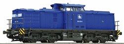 [Lokomotivy] → [Motorové] → [V 100] → 36350: dieselová lokomotiva modrá s černým rámem a pojezdem