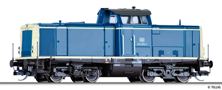[Lokomotivy] → [Motorové] → [V 100] → 501462: dieselová lokomotiva tyrkysová s proužky v barvě slonové kosti, černá střecha a pojezd