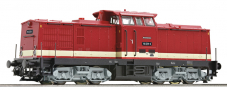[Lokomotivy] → [Motorové] → [V 100] → 36338: dieselová lokomotiva červená s krémovým pruhem, černý rám a šedé podvozky
