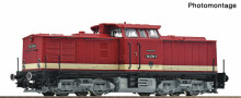 [Lokomotivy] &rarr;&nbsp;[Motorov�]&nbsp;&rarr;&nbsp;[V 100]&nbsp;&rarr;&nbsp;7390031: dieselov� lokomotiva �erven� s kr�mov�m pruhem, �ern� r�mem a �ed� podvozky