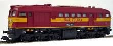 [Lokomotivy] → [Motorové] → [BR 120] → 02572: dieselová lokomotiva červená se žlutým pásem a černým pojezdem