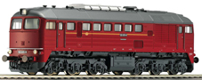 [Lokomotivy] → [Motorové] → [BR 120] → 36289: dieselová lokomotiva červená, šedá střecha