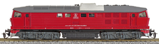[Lokomotivy] → [Motorové] → [BR 132] → 02641: dieselová lokomotiva vínověčervená s tmavěšedou střechou T 679
