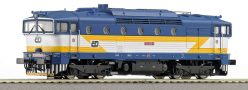 [Lokomotivy] → [Motorové] → [T478.3 „Brejlovec”] → 36252: dieselová lokomotiva modrá-bílá s výstražným žlutým bleskem