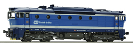 [Lokomotivy] → [Motorové] → [T478.3 „Brejlovec”] → 36400: dieselová lokomotiva v korporátním modrém nátěru