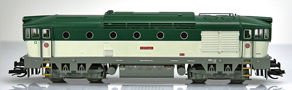 [Lokomotivy] → [Motorové] → [T478.3 „Brejlovec”] → 33380: dieselová lokomotiva v barevné kombinaci zelená-světle šedá