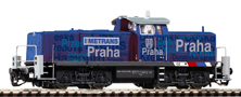 [Lokomotivy] → [Motorové] → [V 90 (BR 290)] → 47265: dieselová lokomotiva modrá s černým rámem a reklamním potiskem „Metrans“