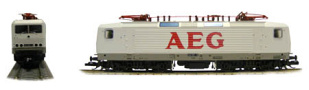 [Lokomotivy] → [Elektrick] → [BR 143] → 500602: bl se stbrnou stechou a rmem ″AEG″