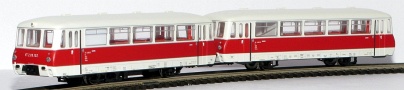 [Lokomotivy] → [Motorové vozy a jednotky] → [BR 172] → 209.1: dvoudílná jednotka bílá s červeným pásem VT 2.09.102 a VS 2.08.102 