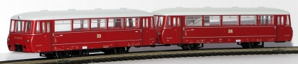 [Lokomotivy] → [Motorové vozy a jednotky] → [BR 172] → 209: dvoudílná jednotka červená s šedou střechou VT 2.09 a VS 2.08