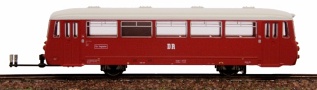 [Lokomotivy] → [Motorové vozy a jednotky] → [BR 172] → 172MW: řídící vůz červený s šedou střechou LVS 172