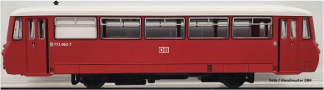[Lokomotivy] → [Motorové vozy a jednotky] → [BR 172] → 51001322: motrový vůz červený s šedou střechou