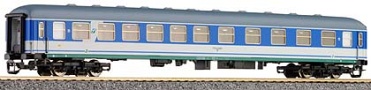 [Osobní vozy] → [Rychlíkové] → [typ m] → 13501: modrý s bílým pásem a šedou střechou 1./2. tř.