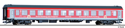 [Osobní vozy] → [Rychlíkové] → [typ m] → 501473: červený s oddílem na kola 2. tř. s reklamou „Berlin-Hamburg zum Festpreis!“