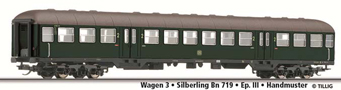 [Osobní vozy] → [Rychlíkové] → [typ Silberling] → 501436: zelený s šedou střechou 2.