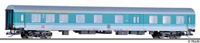 [Osobní vozy] → [Rychlíkové] → [typ Halberstadt] → 501848: rychlíkový vůz zelený-bílý s šedou střechou 1./2. tř. se zavazadlovým oddílem