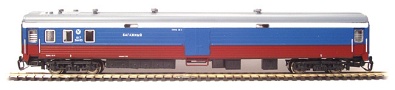 [Osobní vozy] → [Rychlíkové] → [lůžkové Ammendorf] → 2140: modrý-červený s bílým pruhem a šedou střechou ″Rossija″, zavazadlový