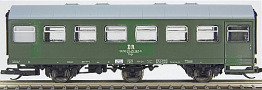 [Osobní vozy] → [Spěšné a osobní] → [2-osé a 3-osé rekonstruované] → 500436: zelený s šedou střechou a záplatami 2. tř.