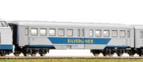 [Osobní vozy] → [Spěšné a osobní] → [4-osé E5] → 500725: stříbrný-modrý „Silverlines“
