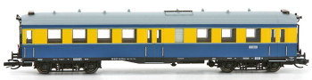 [Osobní vozy] → [Spěšné a osobní] → [4-osé „Altenberg“] → 42135: osobní vůz v barevném schematu „Leipziger S-Bahn“