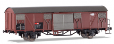 [Nákladní vozy] → [Kryté] → [2-osé Gbs] → 484: krytý nákladní vůz červenohnědý s hnědou střechou a brzdařskou plošinou
