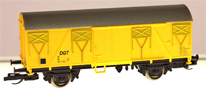 [Nákladní vozy] → [Kryté] → [2-osé Gs] → 465: žlutý se stříbrnou střechou