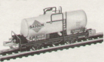 [Nkladn vozy] → [Cisternov] → [2-os R] → G 235: kotlov vz svtle ed s logem „GASOLIN“ a s brzdaskou ploinou