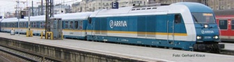 [Soupravy] → [S lokomotivou] → 21010: set dieselov lokomotivy a t osobnch voz „Arriva“