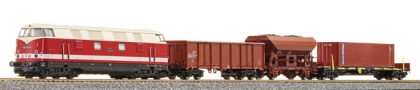 [Soupravy] → [S lokomotivou] → 01205: set dieselové lokomotivy BR 118 a tří nákladních vozů