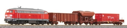 [Soupravy] → [S lokomotivou] → 01206: set dieselové lokomotivy BR 218 a tří nákladních vozů