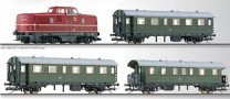 [Soupravy] → [S lokomotivou] → 01426: set dieselové lokomotivy V80 a tří osobních vozů