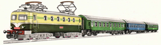 [Soupravy] → [S lokomotivou] → 1311: set elektrické lokomotivy E 499 a tří rychlíkových vozů