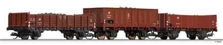 [Soupravy] → [Nákladní] → 01586: set tří otevřených nákladních vozů s nákladem uhlí