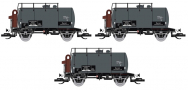 [Soupravy] → [Nákladní] → 120114: set tří šedých kotlových vozů s brzdařskou budkou „Ölverein 2“
